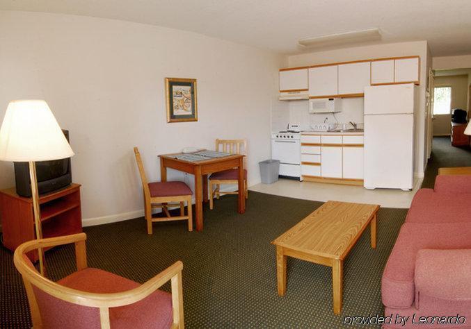 Affordable Suites Rocky Mount Bilik gambar